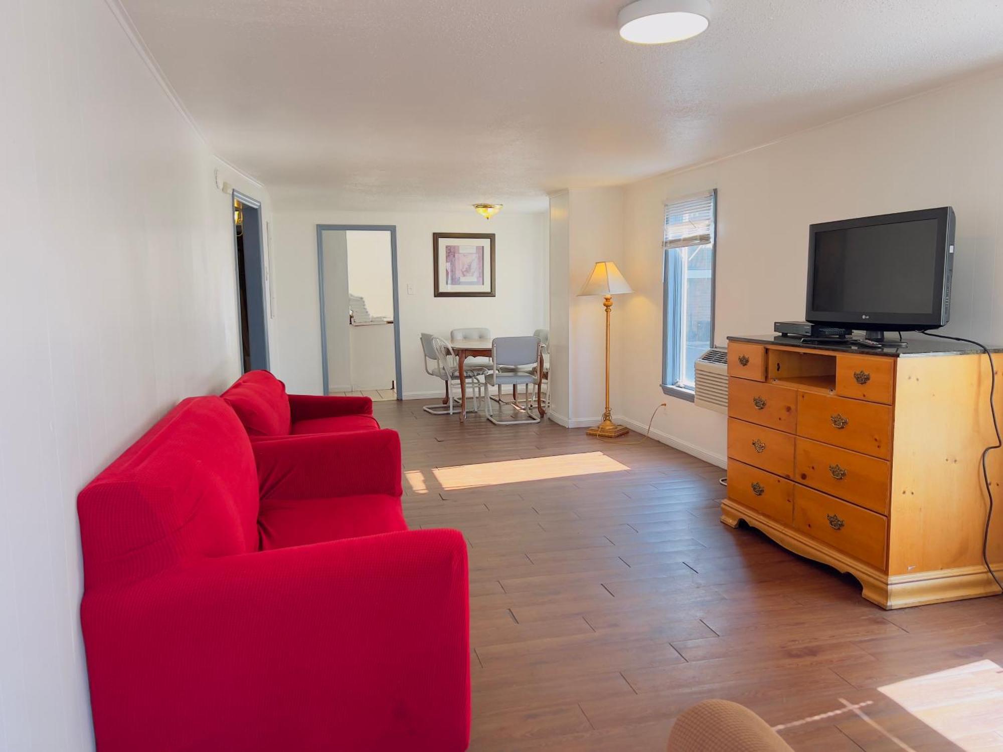 Shore - 52 - 401 Porter Avenue Apartment *